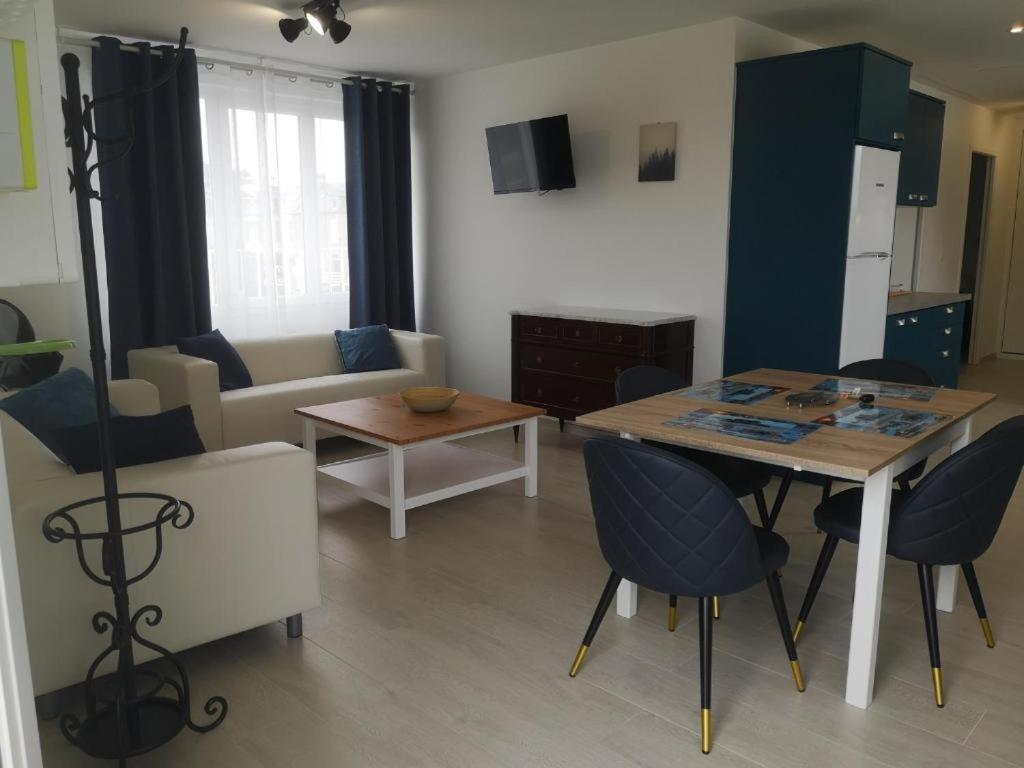 Place Alexandre Stanier Apt N 7 Avec Terrasse Asnelles Εξωτερικό φωτογραφία